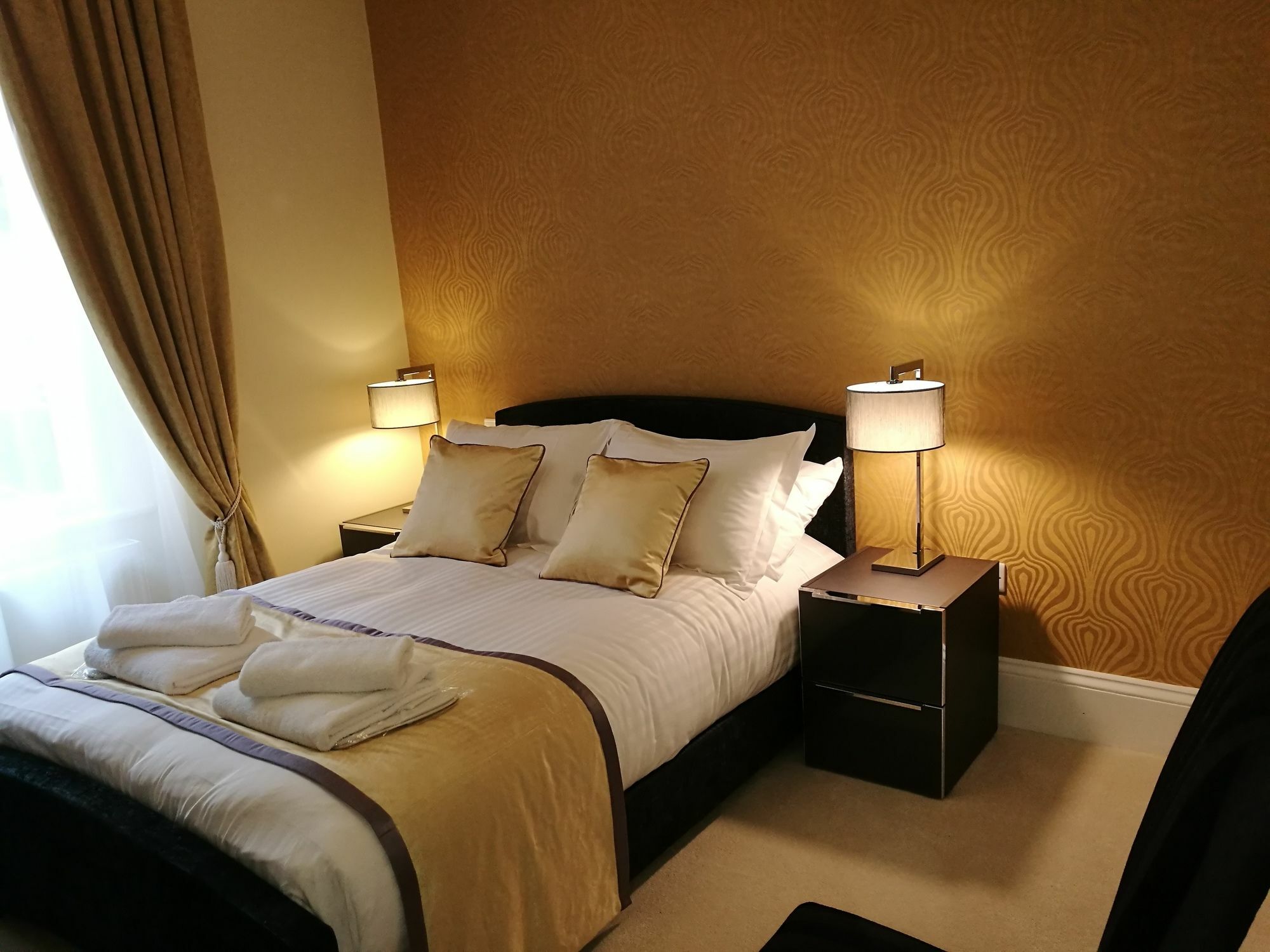 The Devon Court Hotel Torquay Exterior photo